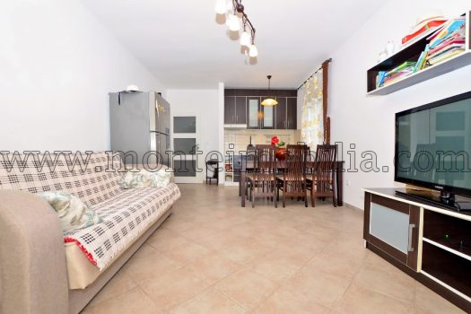 Трехкомнатная квартира в Дженовичи Герцег-Нови