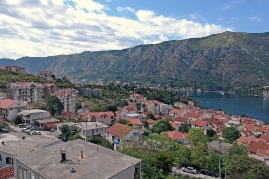Kuca u izgradnji Dobrota Kotor