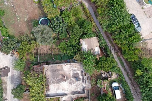 Недостроенный дом в Доброте Котор