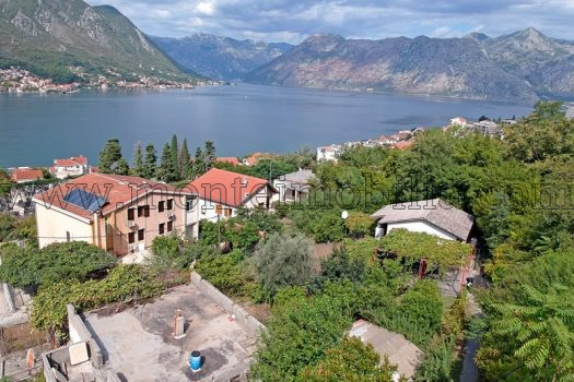 Kuca u izgradnji Dobrota Kotor