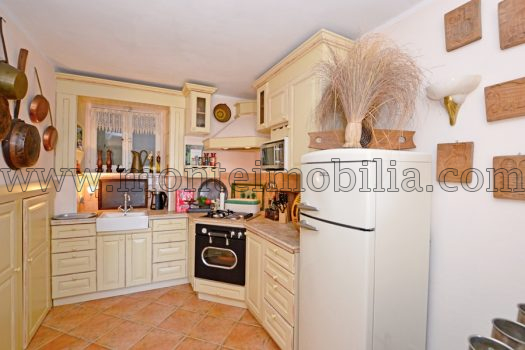 Каменный дом на первой линии моря в Боко-Которской бухте, Баошичи, Герцег-Нови