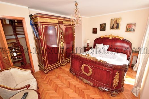 Kamena kuca prvi red do mora Baosici Herceg Novi